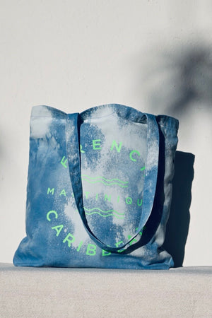 
                  
                    Charger l&amp;#39;image dans la galerie, Cloudy Tote Bag
                  
                