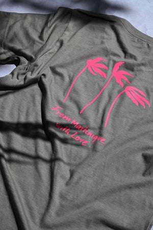 
                  
                    Charger l&amp;#39;image dans la galerie, From Martinique with Love Sandy Pink kid tee
                  
                