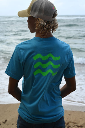 
                  
                    Charger l&amp;#39;image dans la galerie, Iconic Tee Neon blue Green
                  
                