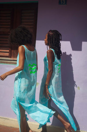 
                  
                    Charger l&amp;#39;image dans la galerie, Cloudy Beach Dress
                  
                